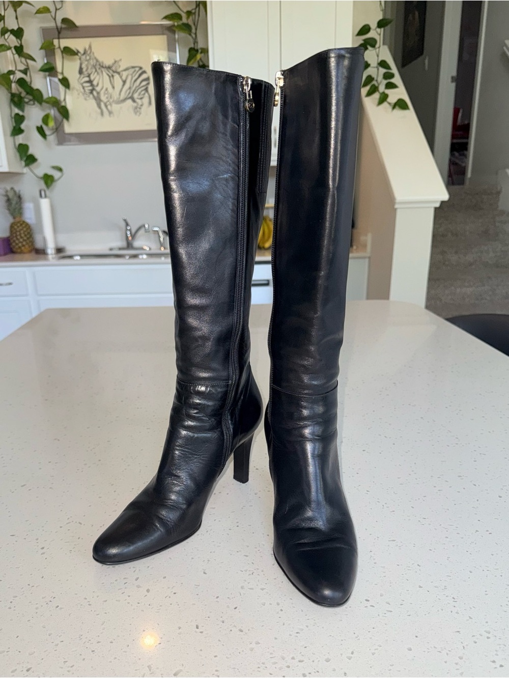 Escada Black Leather Knee-High Heeled Boots with Side Zip